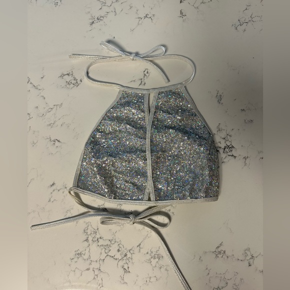 Key hole sequin top - Picture 3 of 3